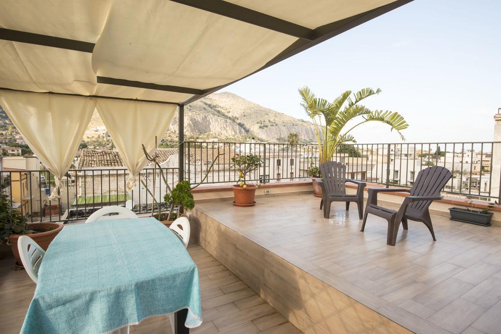Apartamento La Terrazza Del Baglio Mondello Exterior foto